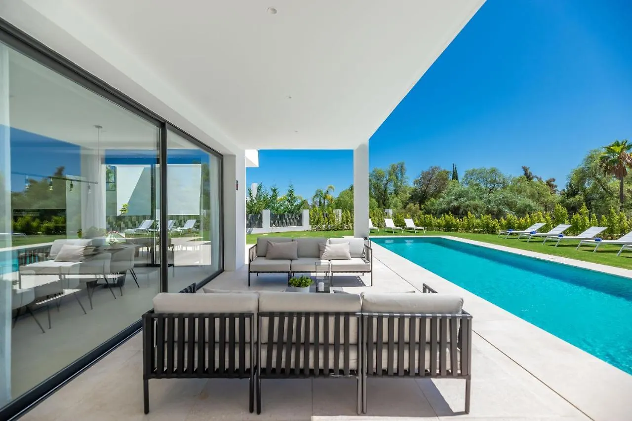 Villa Monte Halcones: Marbella Getaway with Private Pool and Golf Valley Views Benahavis Spain