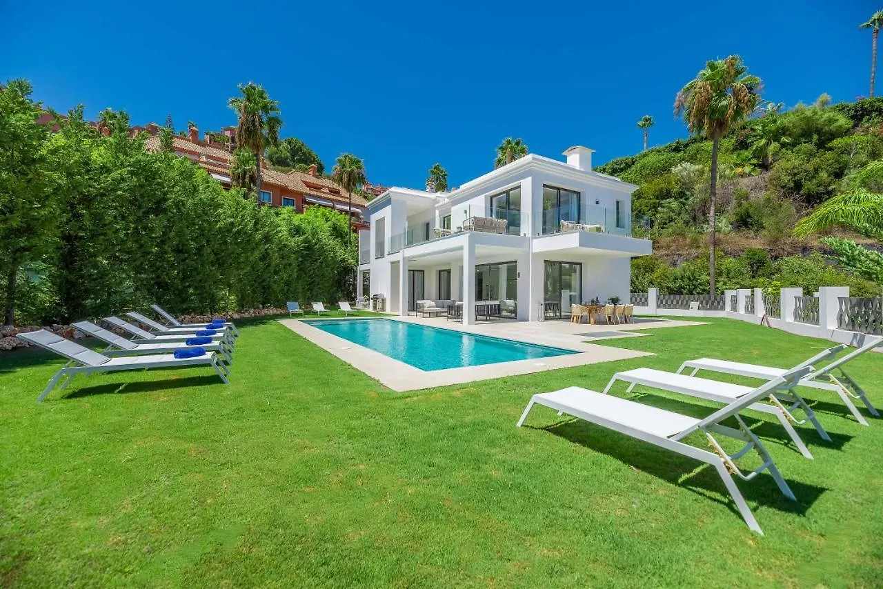 Villa Monte Halcones: Marbella Getaway with Private Pool and Golf Valley Views Benahavis Spain