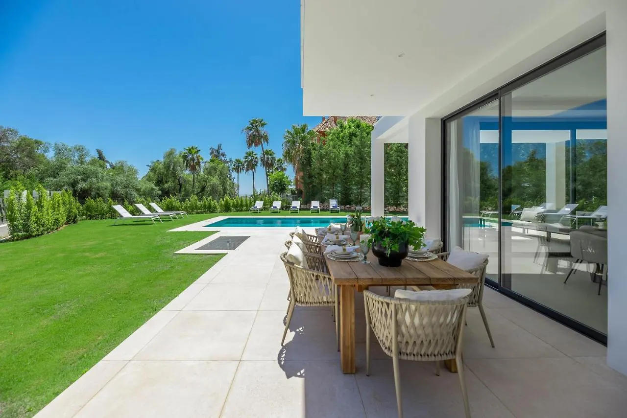 Villa Monte Halcones: Marbella Getaway with Private Pool and Golf Valley Views Benahavis