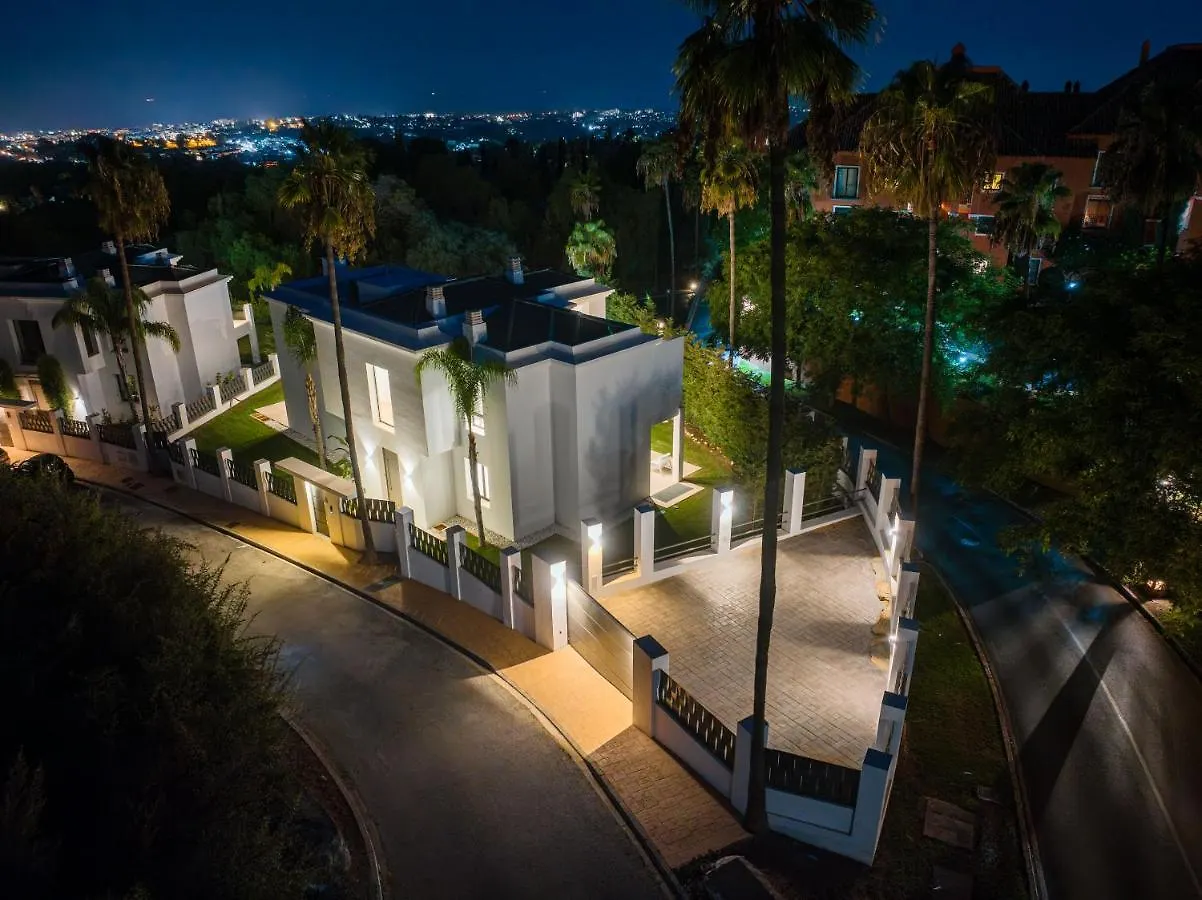 Vacation Marbella I Villa Monte Halcones, Private-Pool, Brand-New, Incredible Views, Near Golf Valley Benahavís