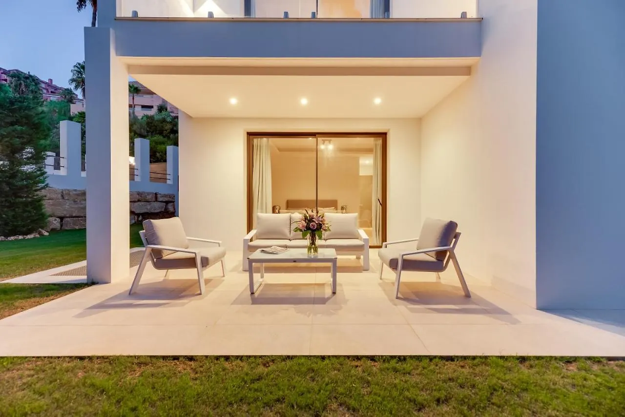 Villa Monte Halcones: Marbella Getaway with Private Pool and Golf Valley Views Benahavis