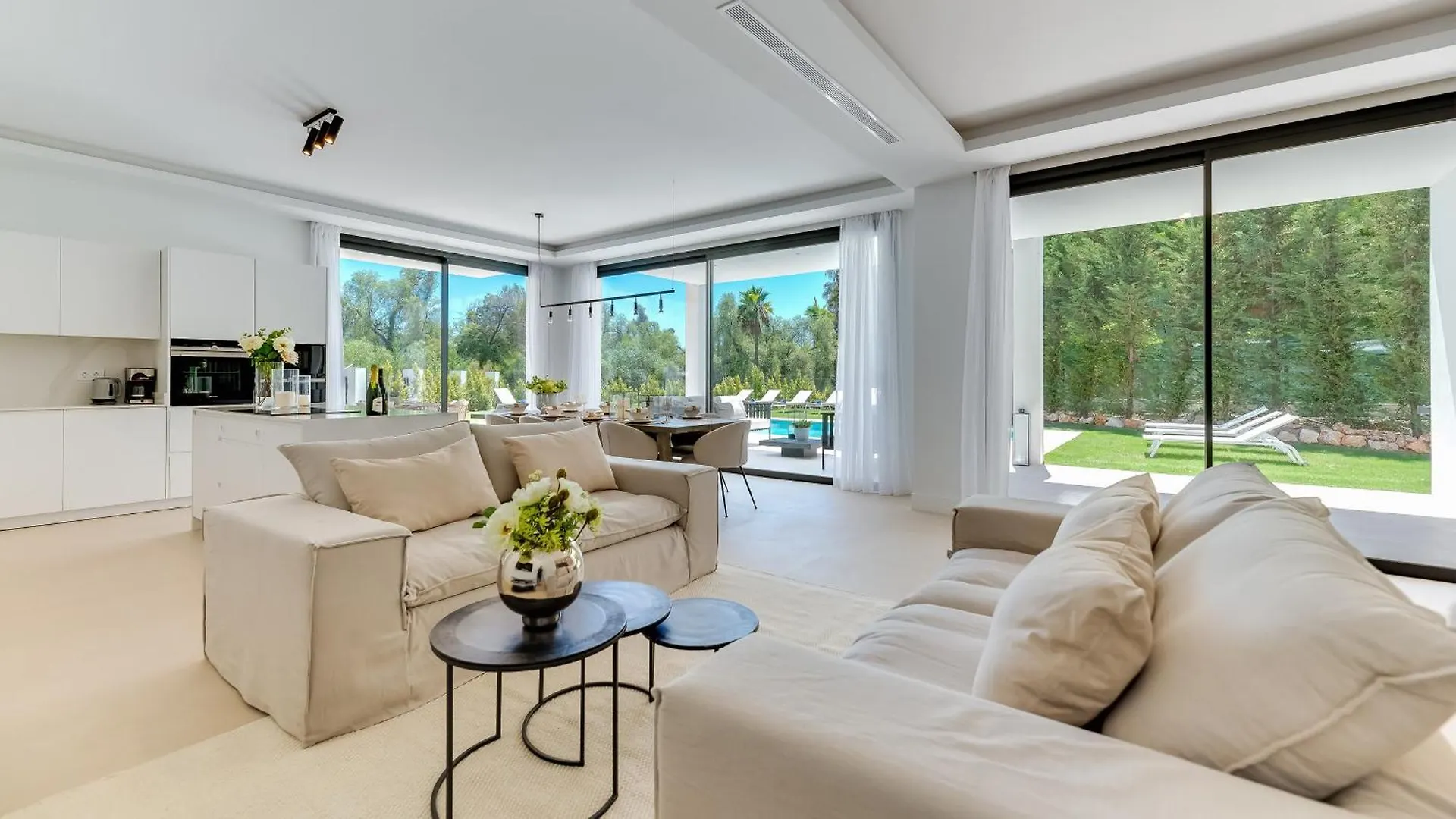 Villa Monte Halcones: Marbella Getaway with Private Pool and Golf Valley Views Benahavis